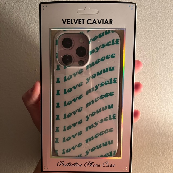 Velvet caviar brand new never opened iPhone 13 pro max case and accessories - Picture 3 of 7